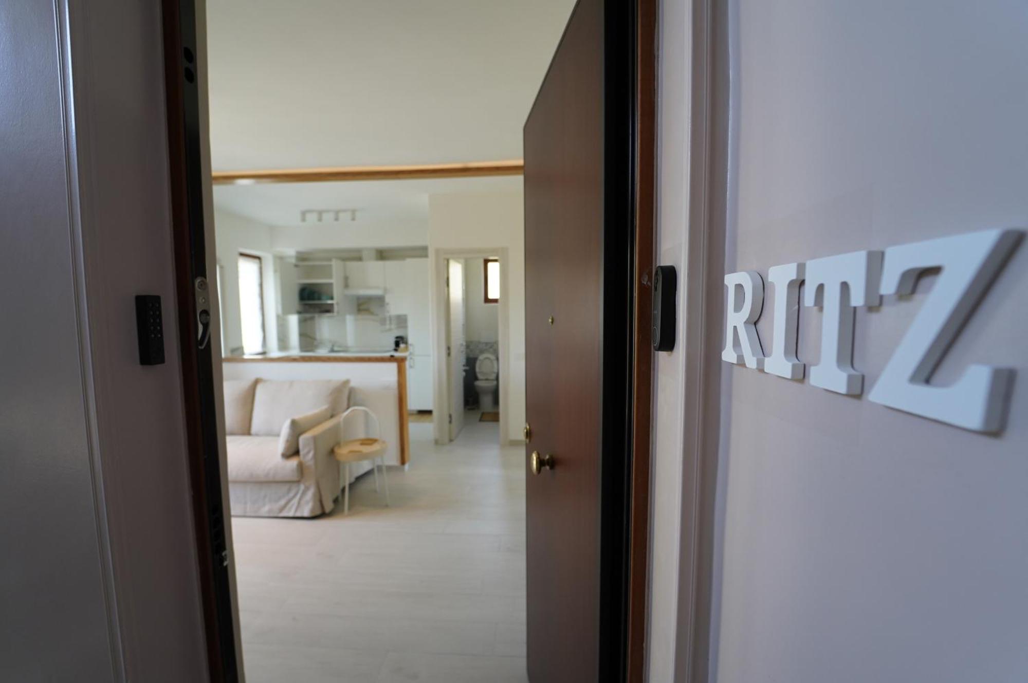 شقة Ritz ساليرنو المظهر الخارجي الصورة