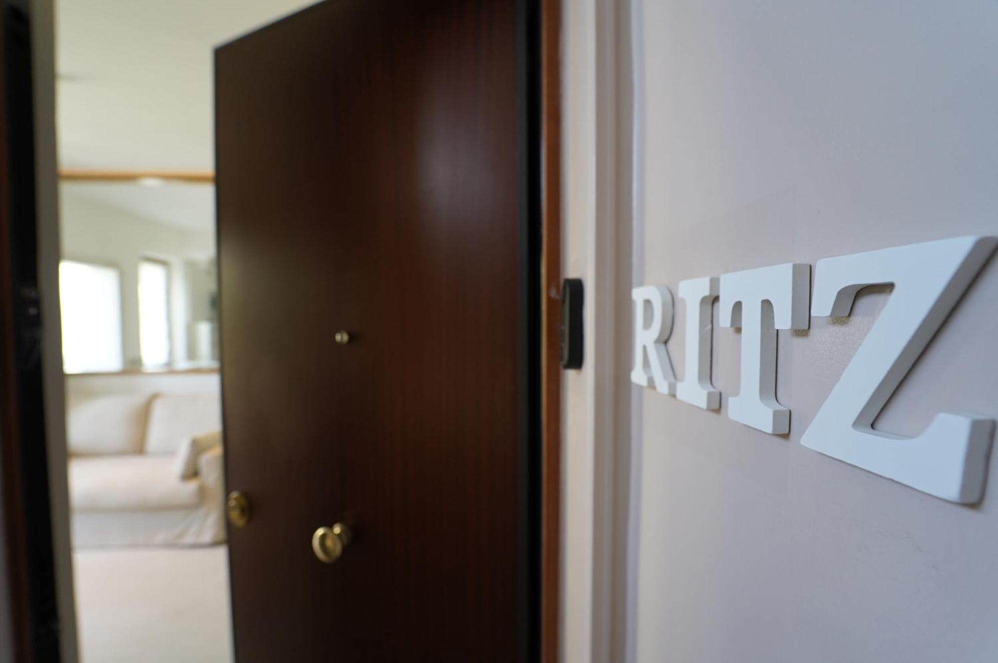 شقة Ritz ساليرنو المظهر الخارجي الصورة